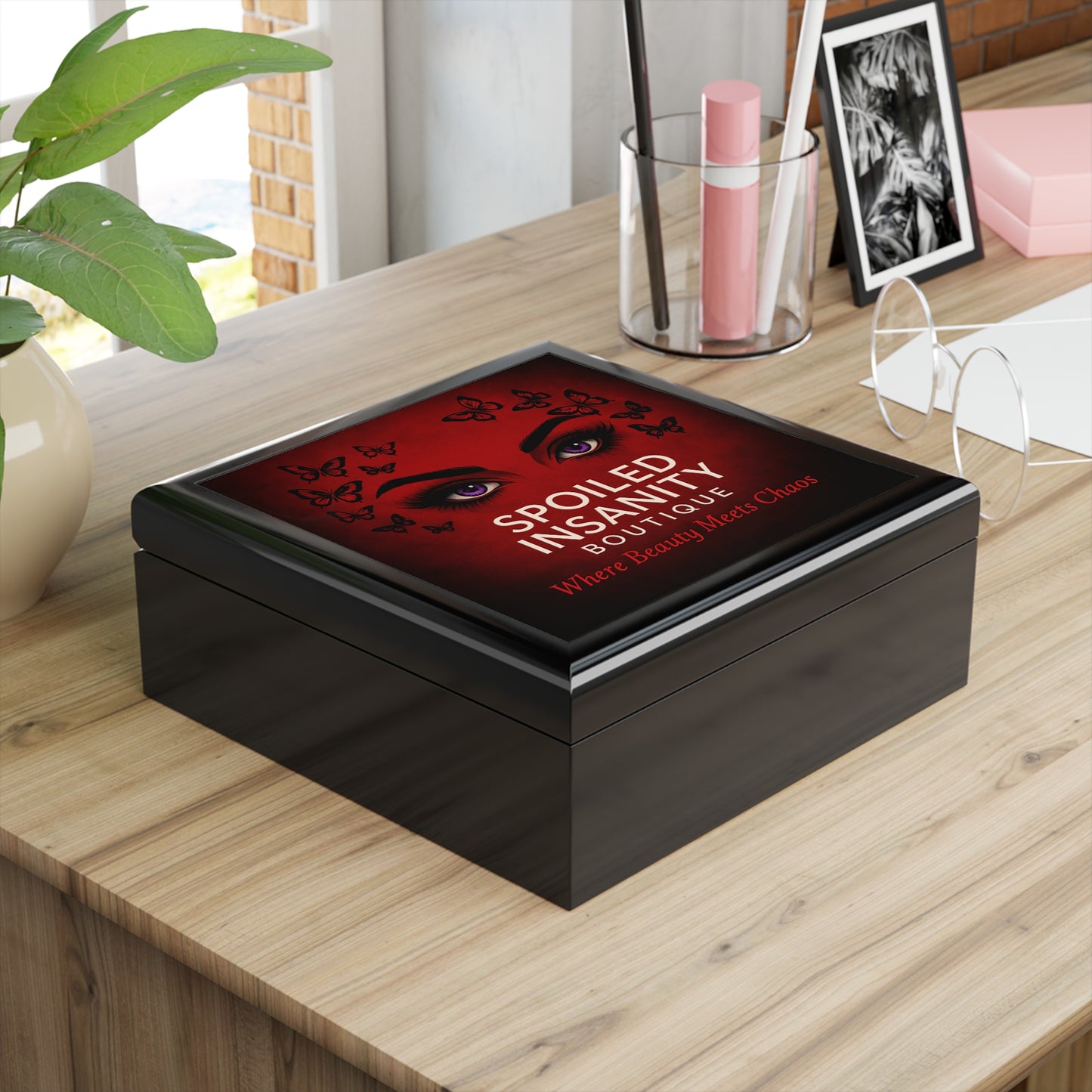 Spoiled Insanity Boutique Jewelry Box - Elegant Storage for Beauty Lovers