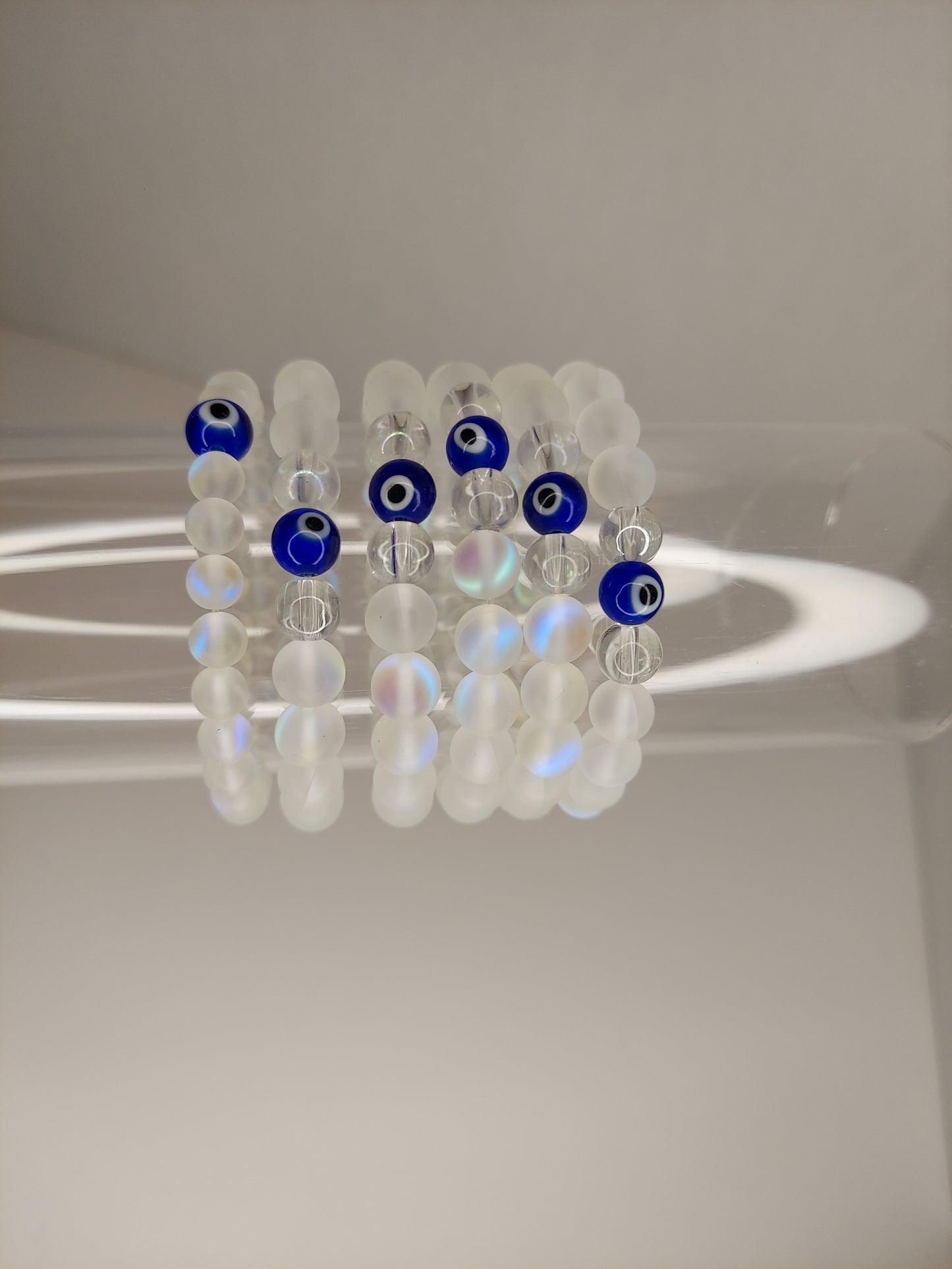 Opaque White Blue Evil Eye Beaded Bracelet (1pc)