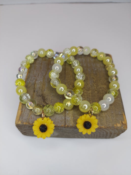 Yellow Ice Glass Beaded Bracelet with Small Sunflower Charm